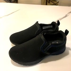 VIONIC BLACK SLIDES